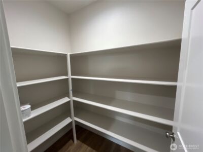 527 S Dorsing Street , Moses Lake, WA 98837 - Photo 3