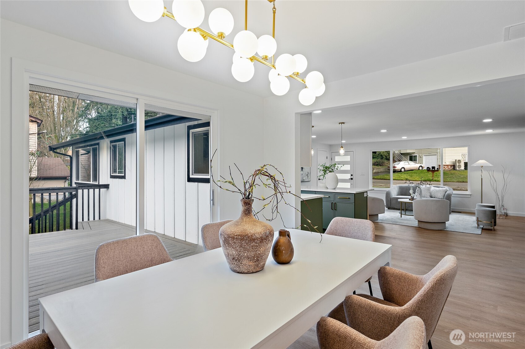 19628 Heinz Place , Lynnwood, WA 98036-5828