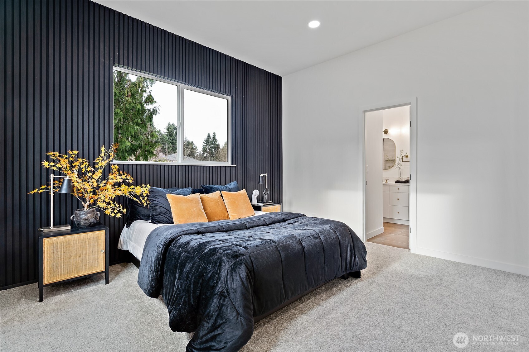 19628 Heinz Place , Lynnwood, WA 98036-5828