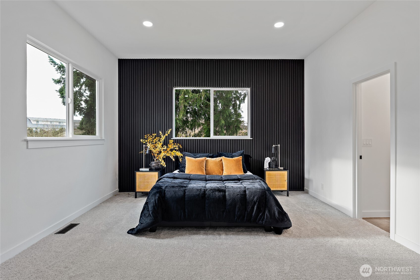 19628 Heinz Place , Lynnwood, WA 98036-5828