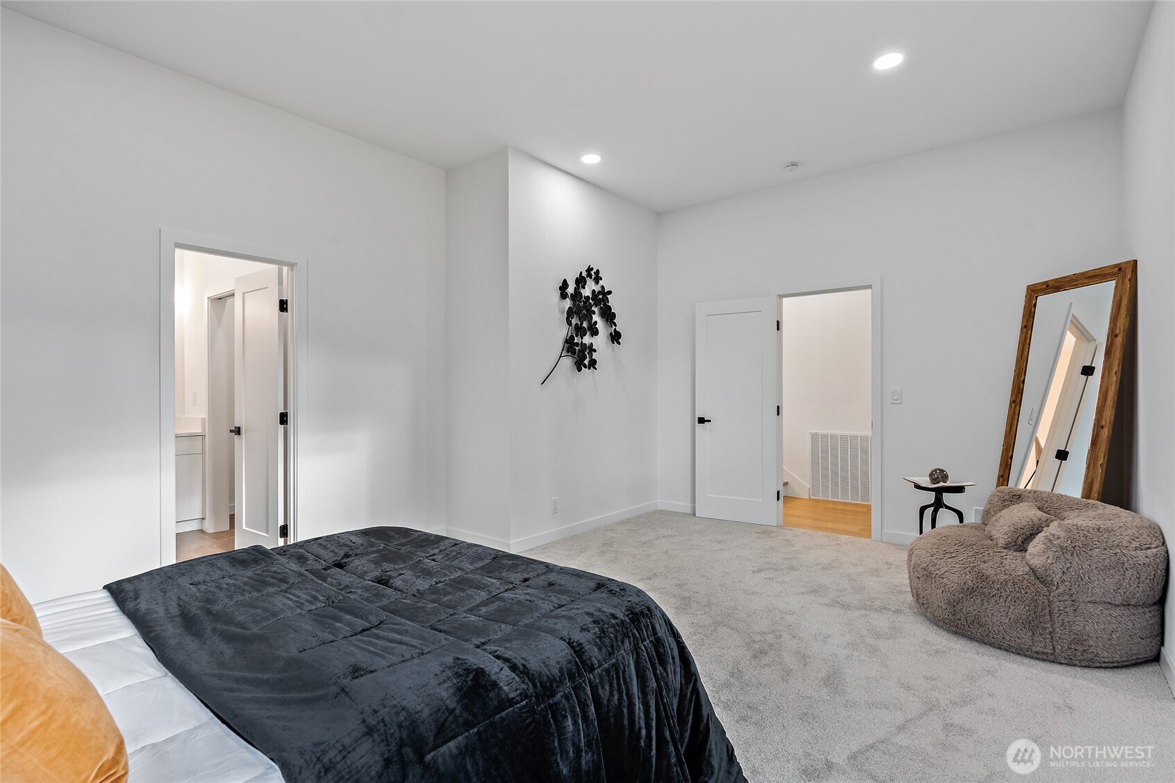 19628 Heinz Place , Lynnwood, WA 98036-5828