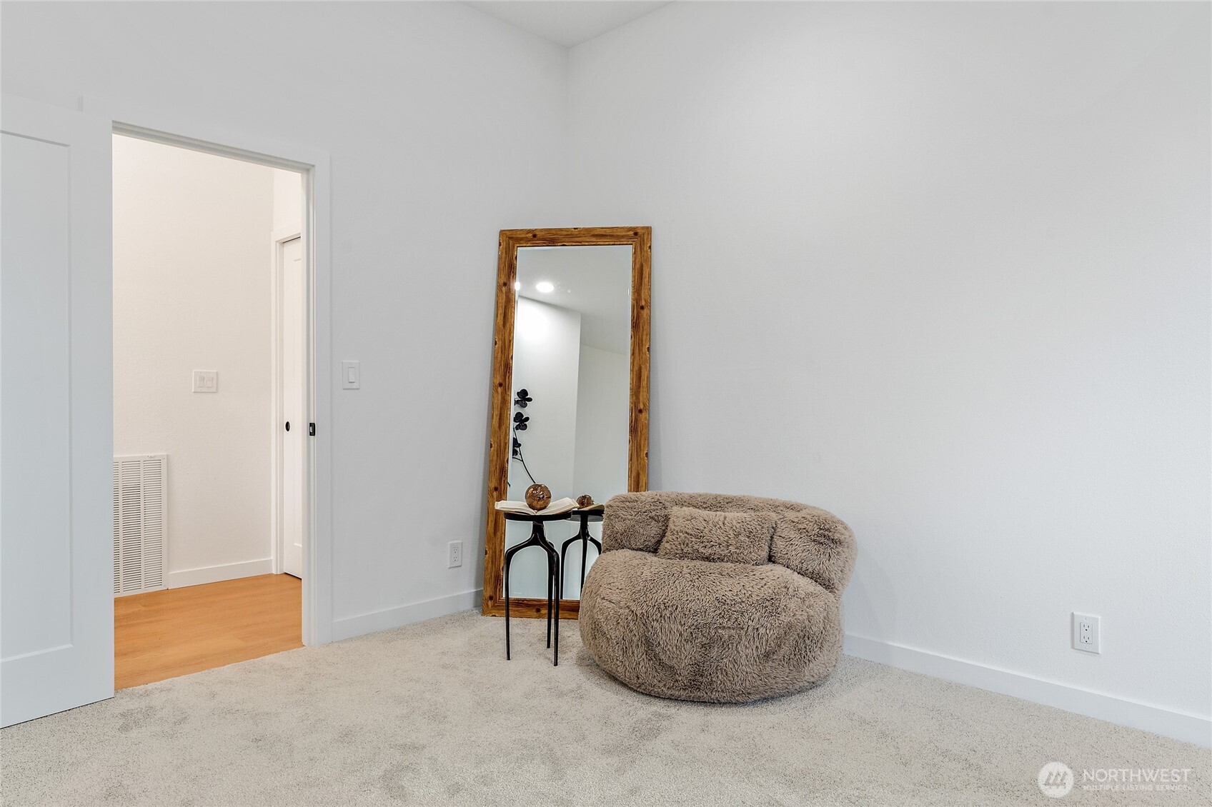 19628 Heinz Place , Lynnwood, WA 98036-5828