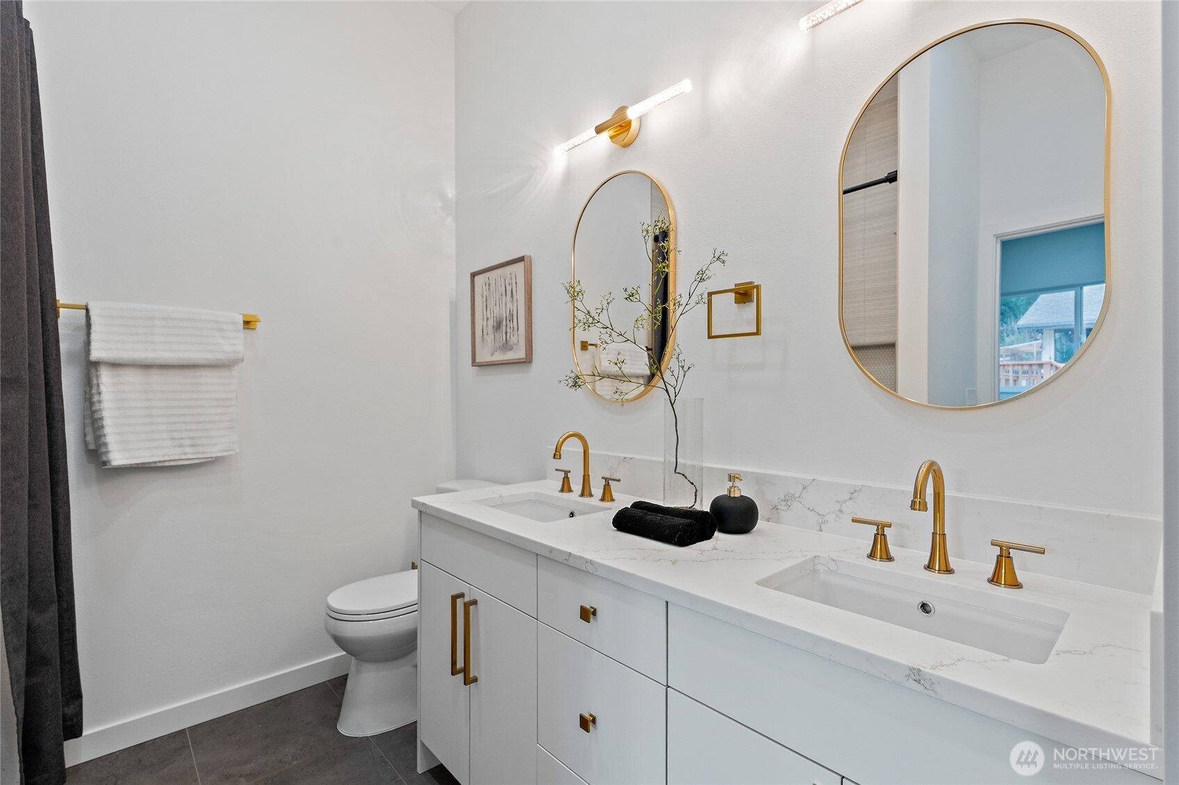 19628 Heinz Place , Lynnwood, WA 98036-5828