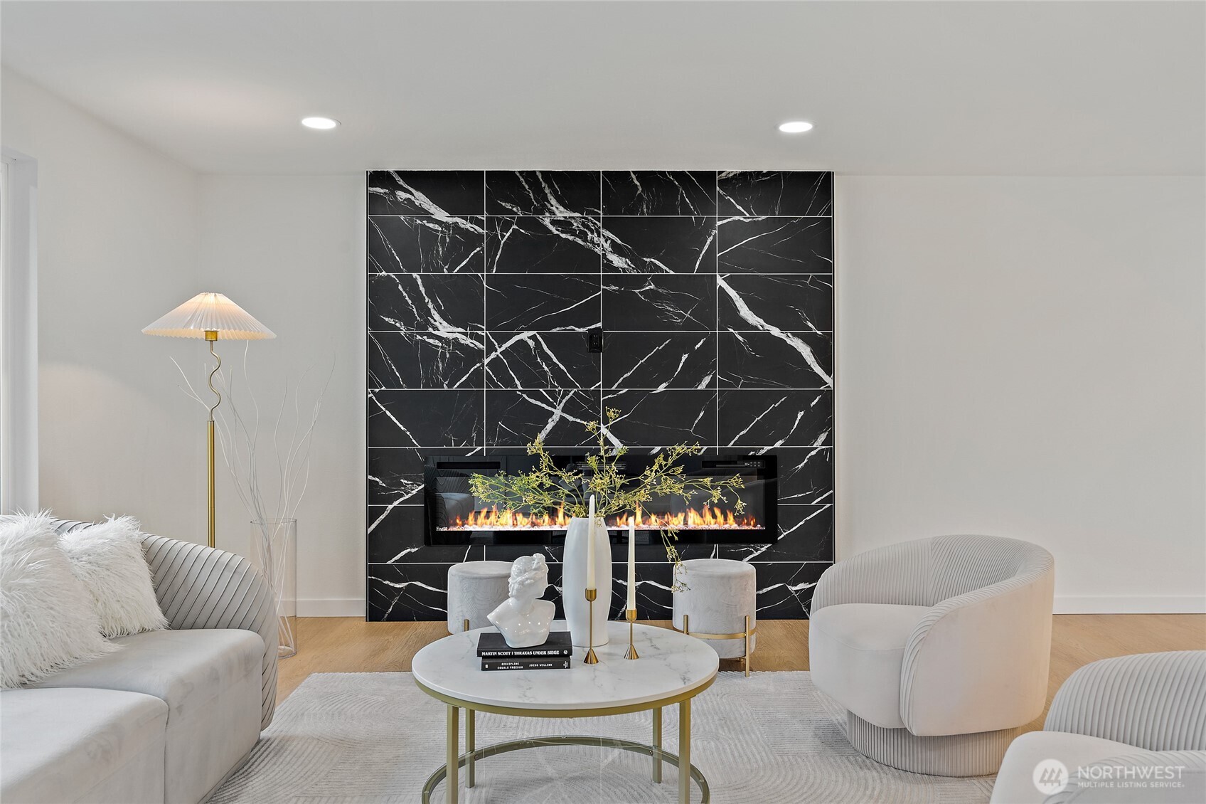 19628 Heinz Place , Lynnwood, WA 98036-5828