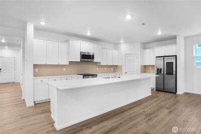 20444 Myrtle Place E, Bonney Lake, WA 98391 - Photo 3