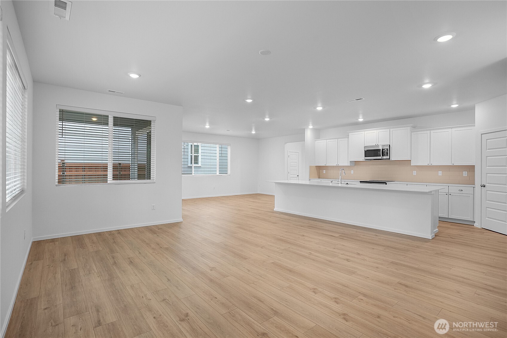 20444 Myrtle Place E, Bonney Lake, WA 98391