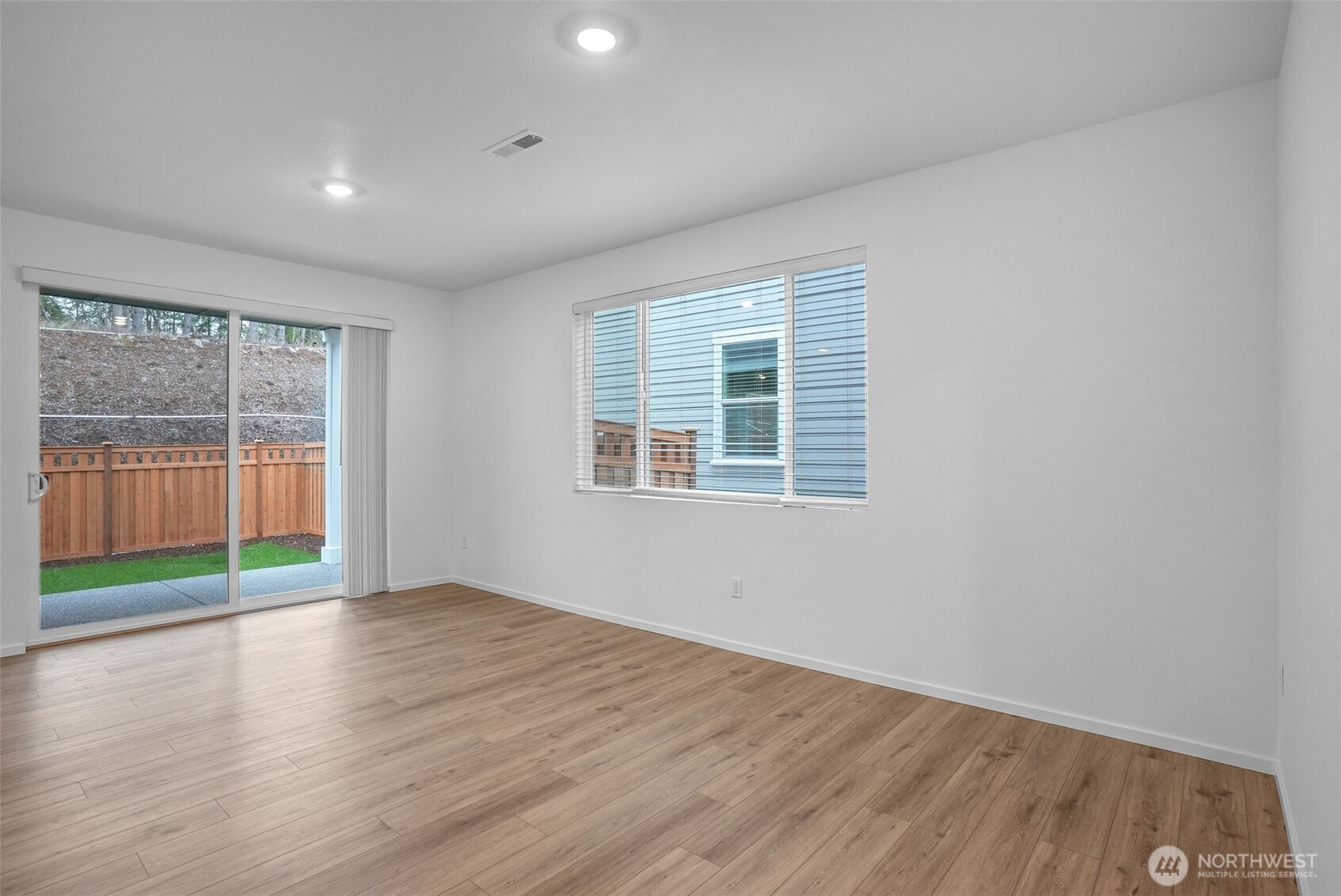 20444 Myrtle Place E, Bonney Lake, WA 98391