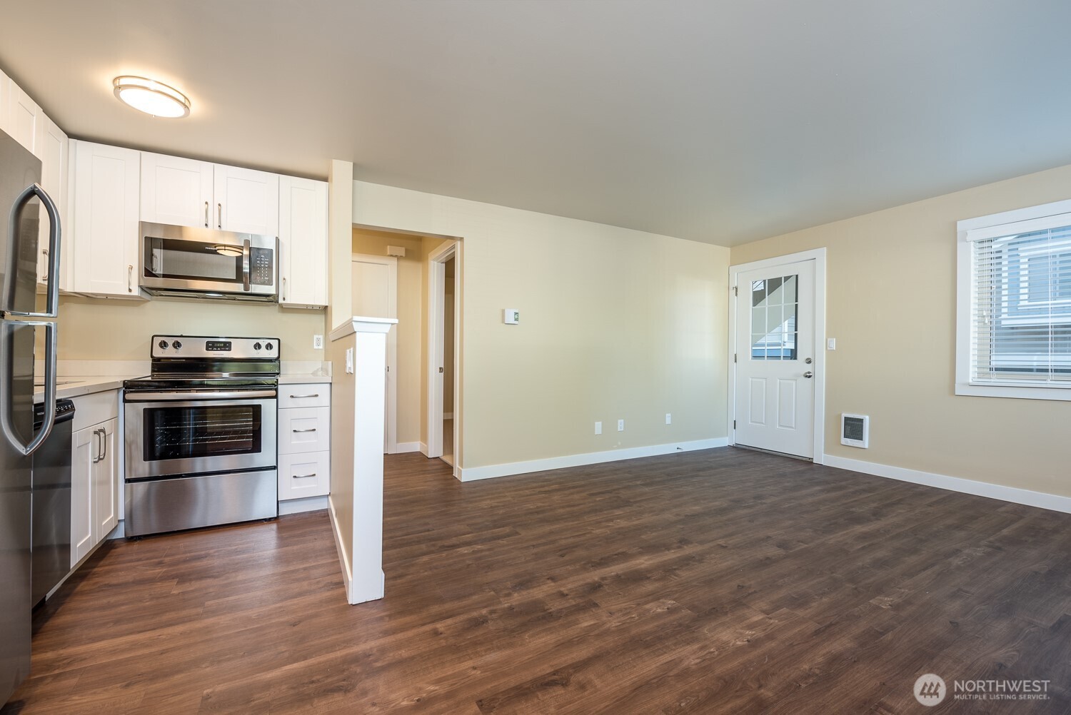 6515 5th Avenue NE, Seattle, WA 98115-2403