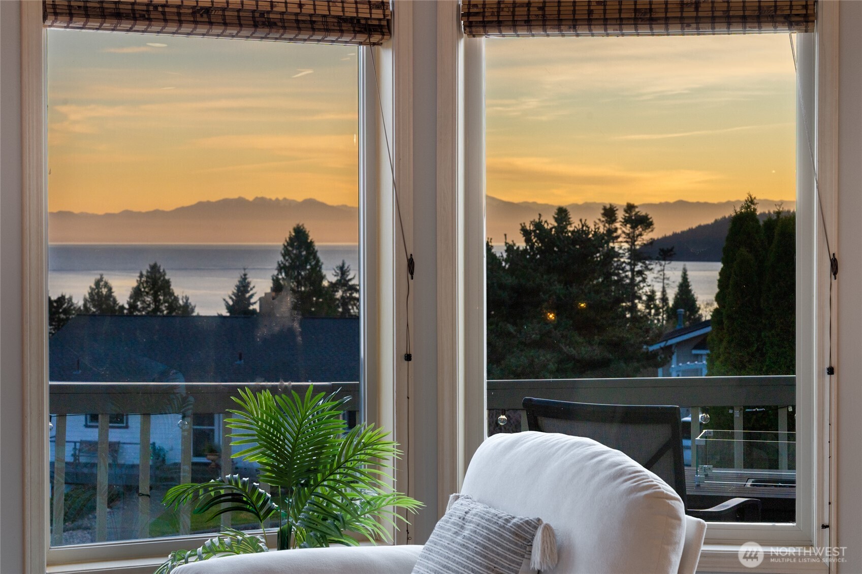 4402 Bryce Drive , Anacortes, WA 98221