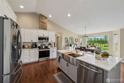 109 View Point Drive , Salkum, WA 98582 - Photo 10