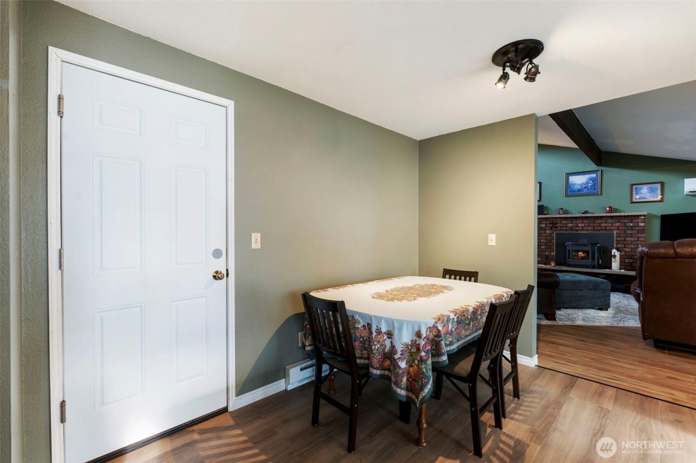 112 Galaxie Road , Chehalis, WA 98532