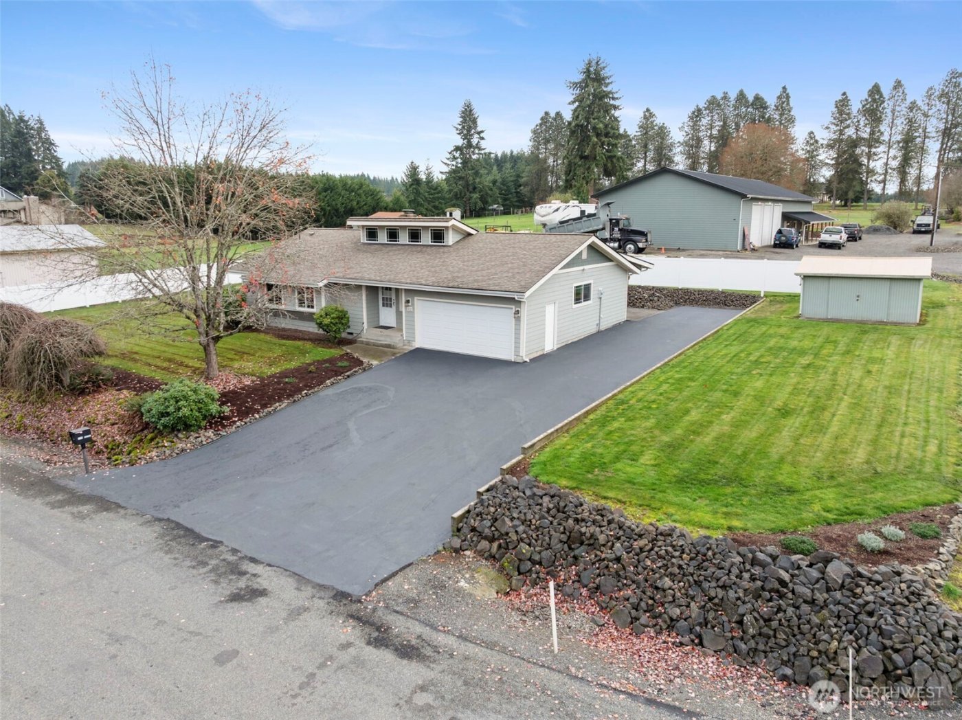 112 Galaxie Road , Chehalis, WA 98532
