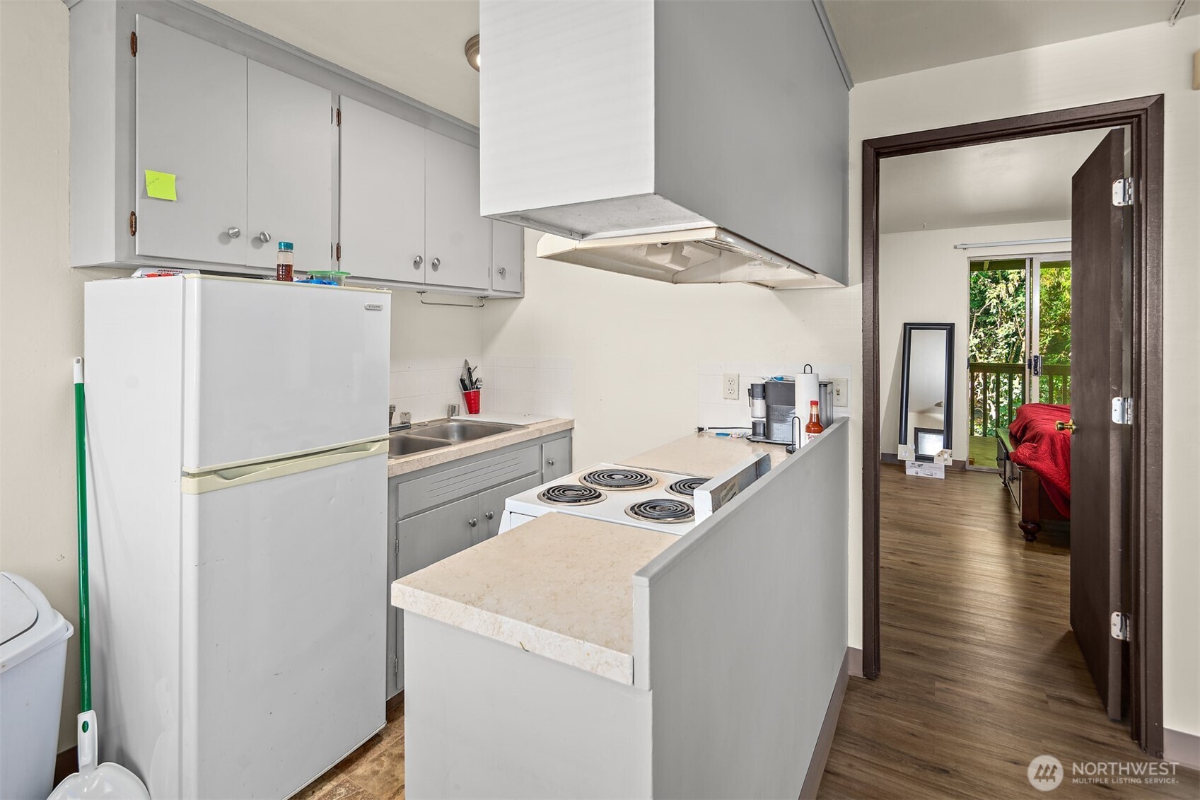 6630 202nd Street SW, Lynnwood, WA 98036