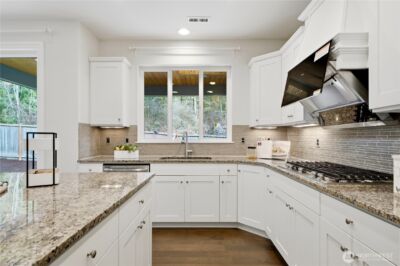 14024 163rd Place SE, Renton, WA 98059 - Photo 12