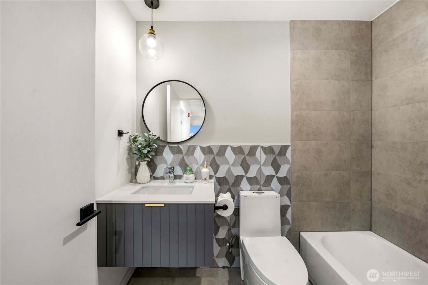 11544 17th Circle SW, Burien, WA 98146