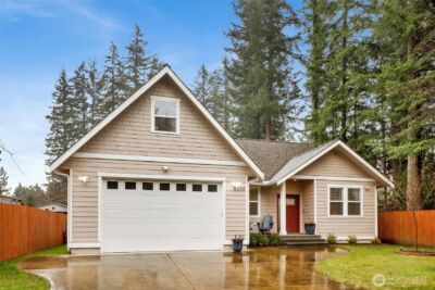 8350 Holly Lane , Maple Falls, WA 98266