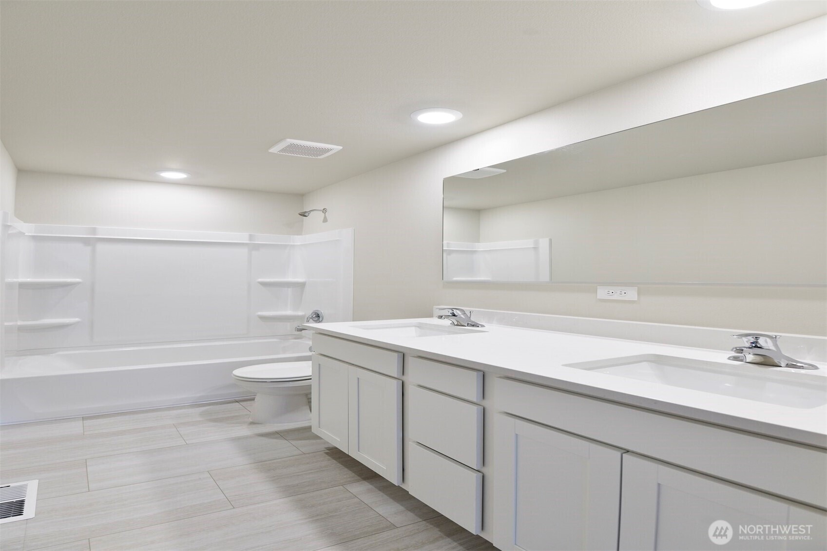 9745 Hay Street SE, Yelm, WA 98597