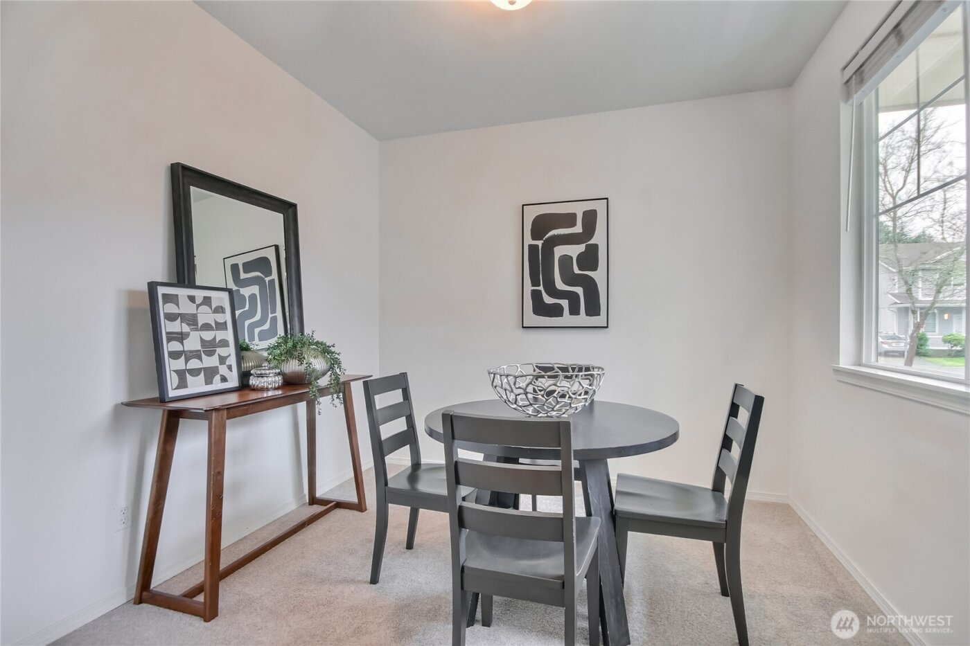 512 29th Ave SE, Puyallup, WA 98374