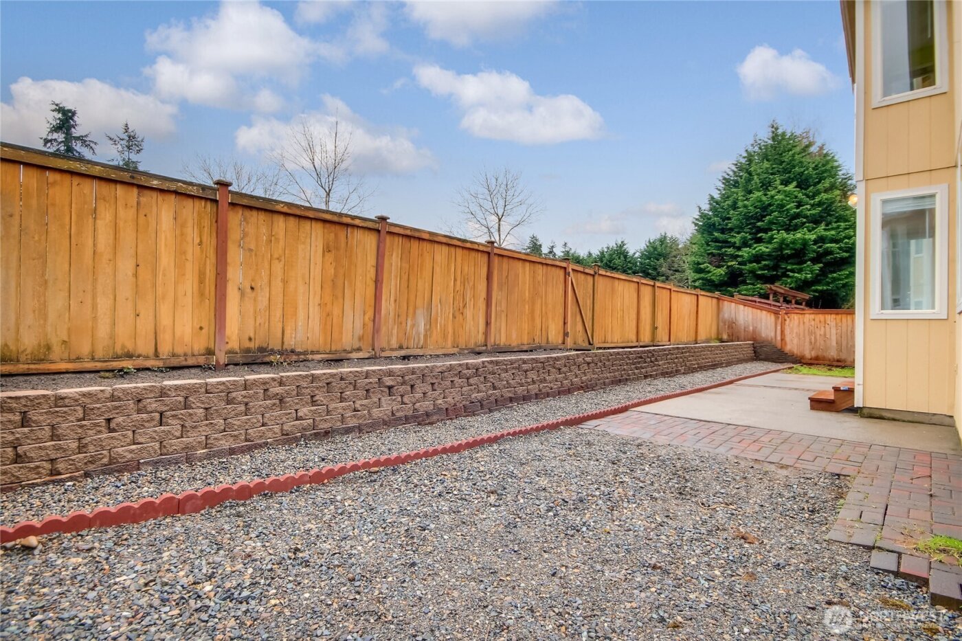 512 29th Ave SE, Puyallup, WA 98374