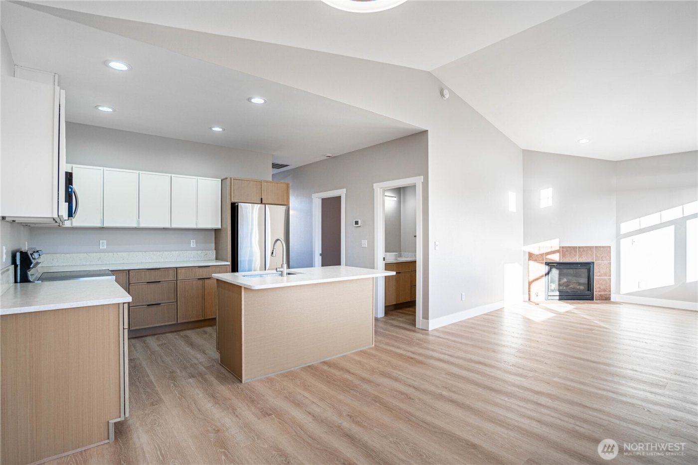 744 Wapato Way ##B, Manson, WA 98831