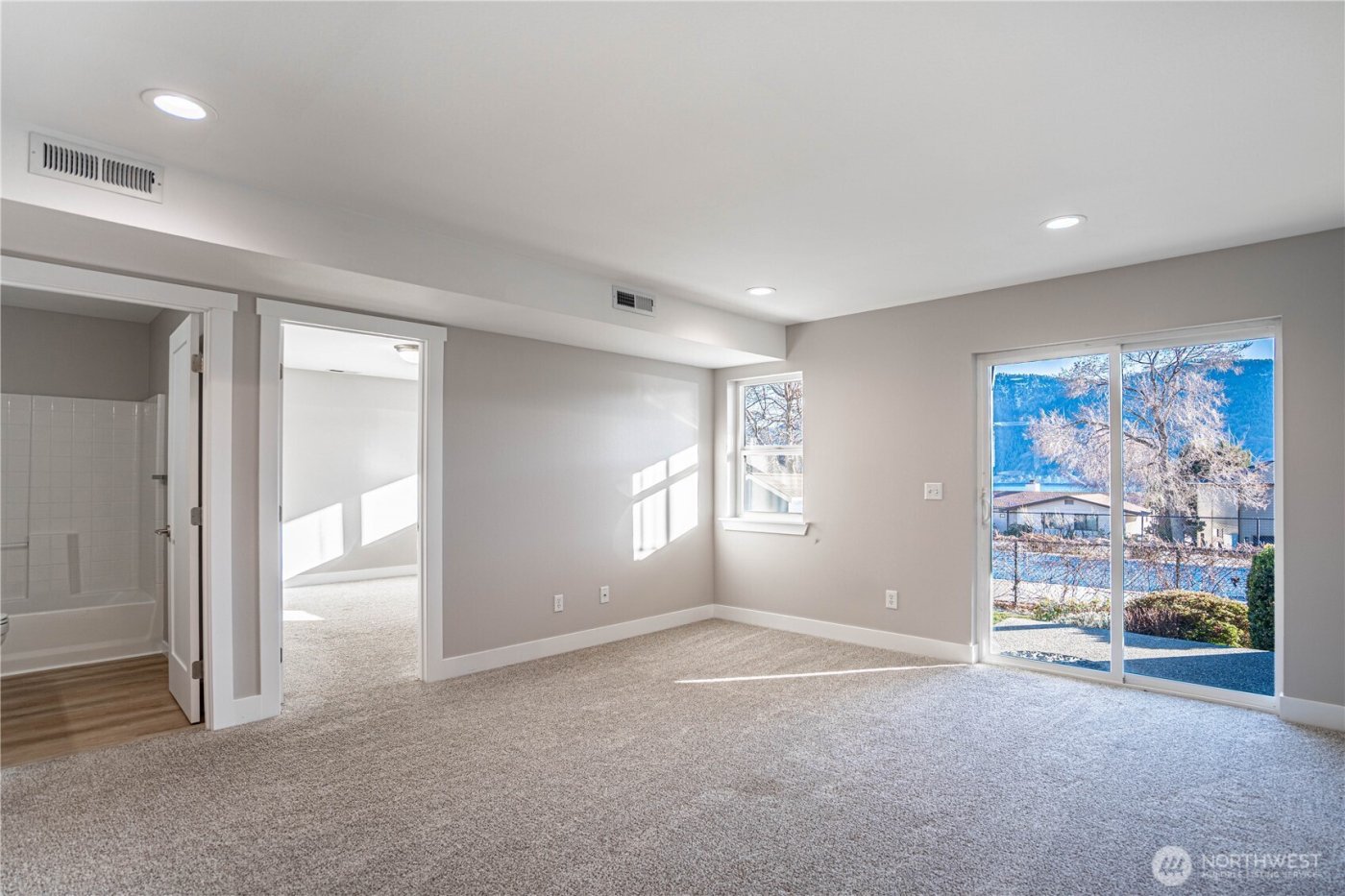 744 Wapato Way ##C, Manson, WA 98831