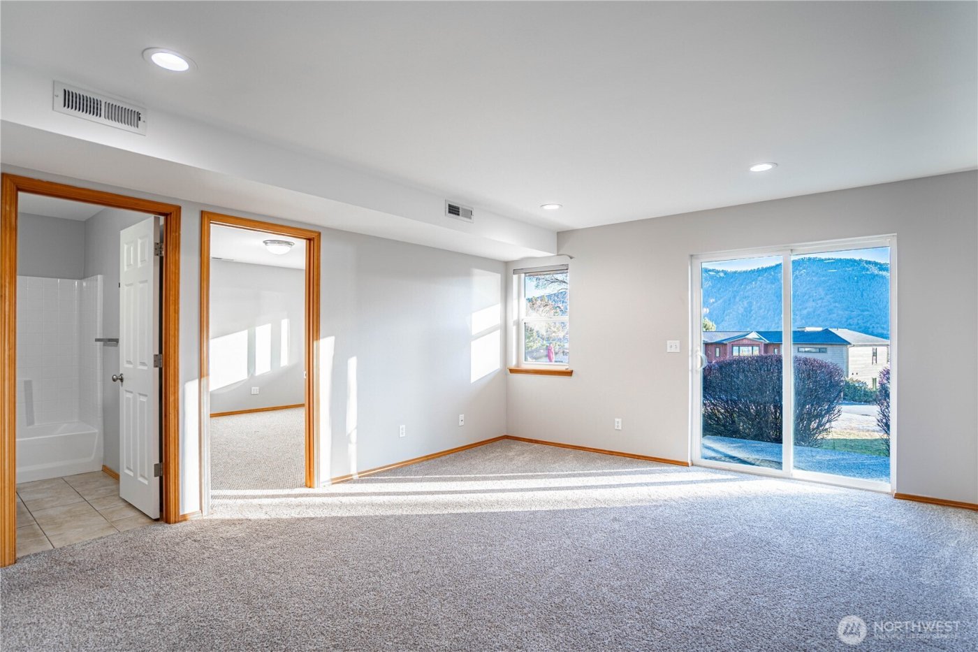 744 Wapato Way #A, Manson, WA 98831