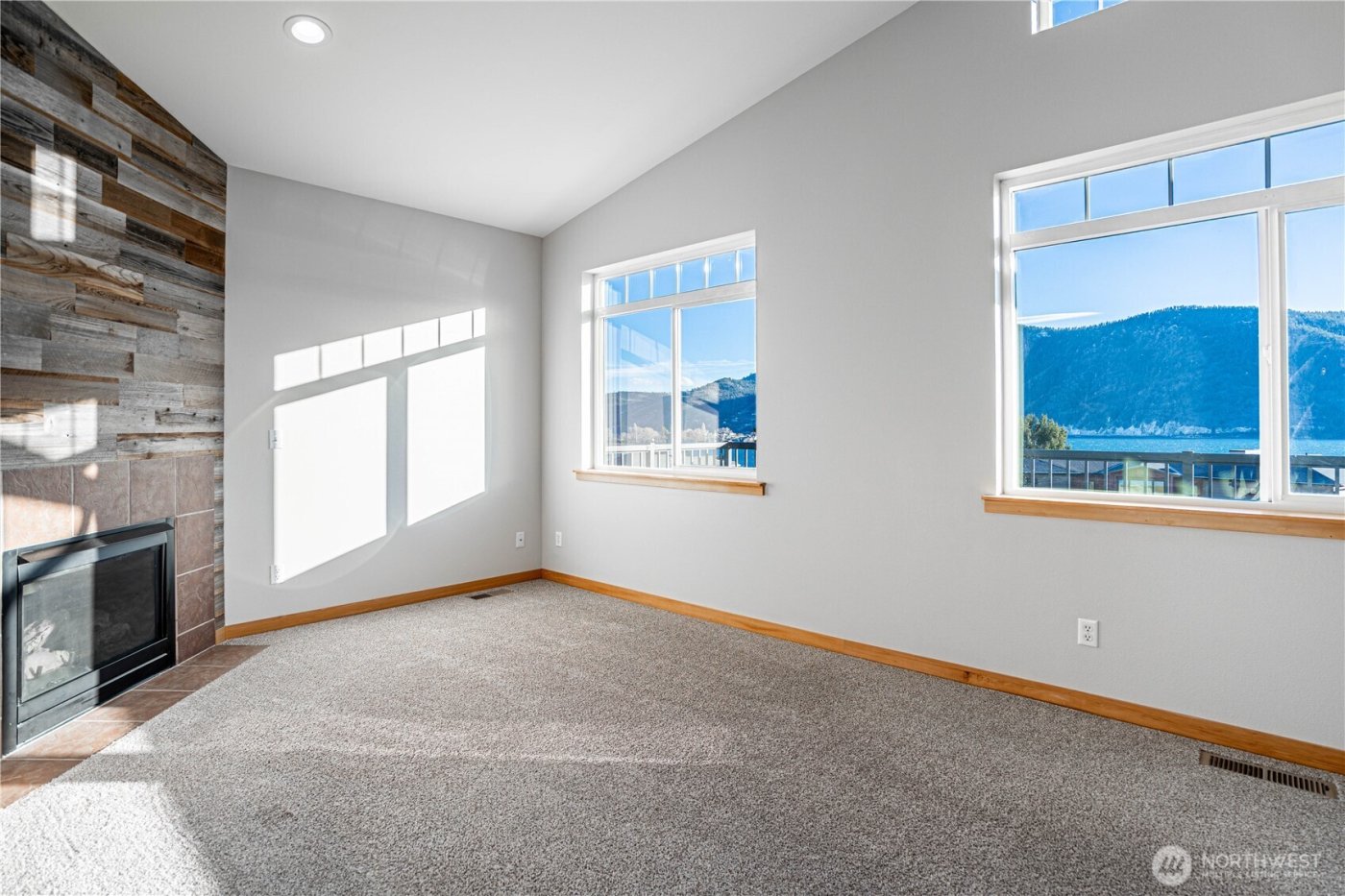 744 Wapato Way #A, Manson, WA 98831