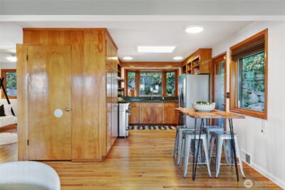 839 W Etruria Street , Seattle, WA 98119 - Photo 16