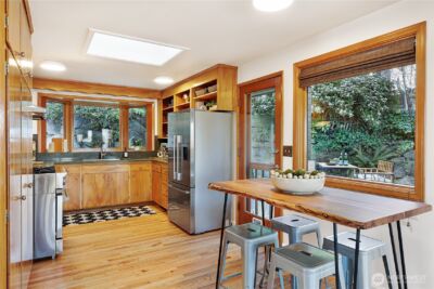 839 W Etruria Street , Seattle, WA 98119 - Photo 17