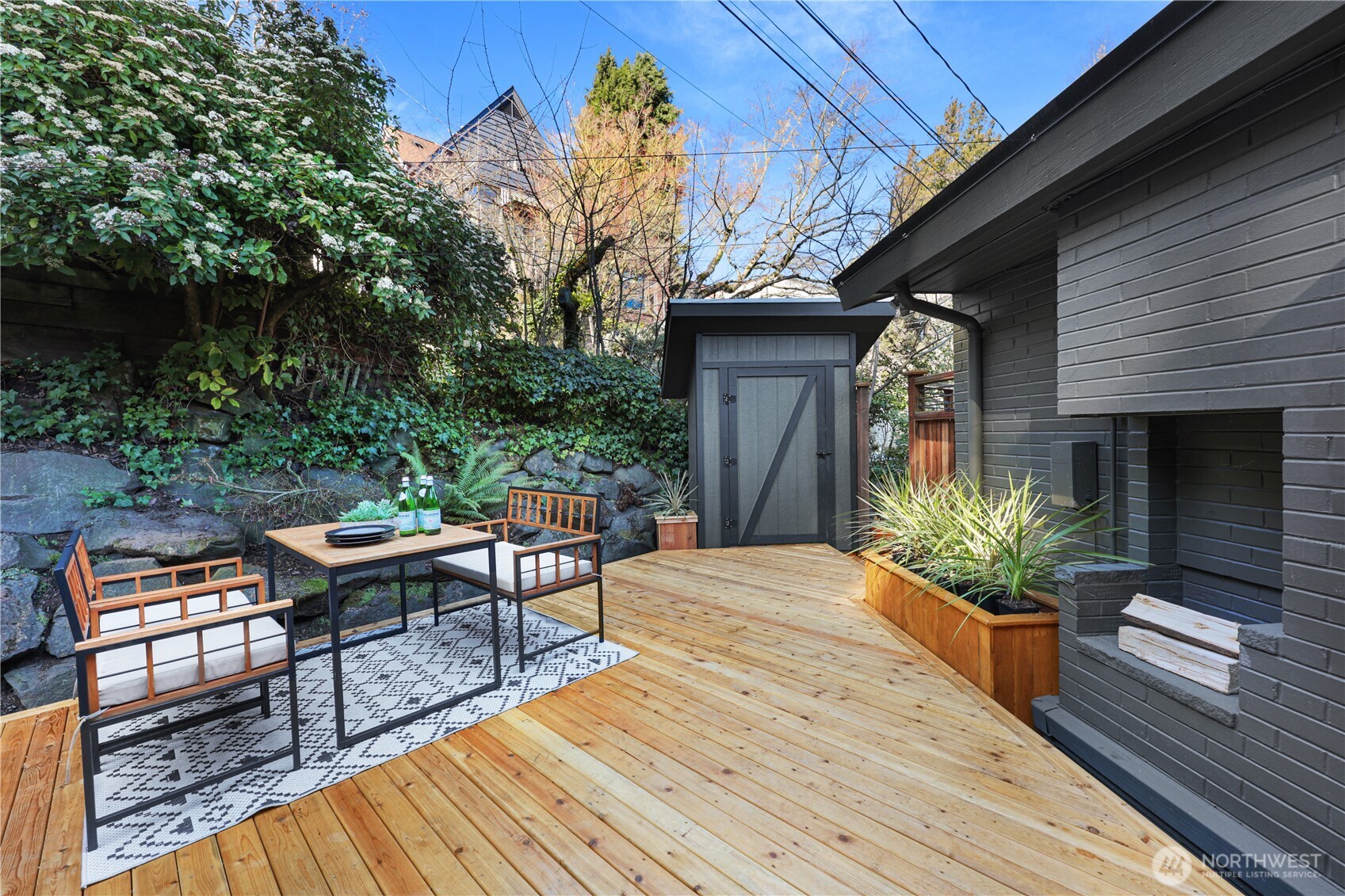 839 W Etruria Street , Seattle, WA 98119