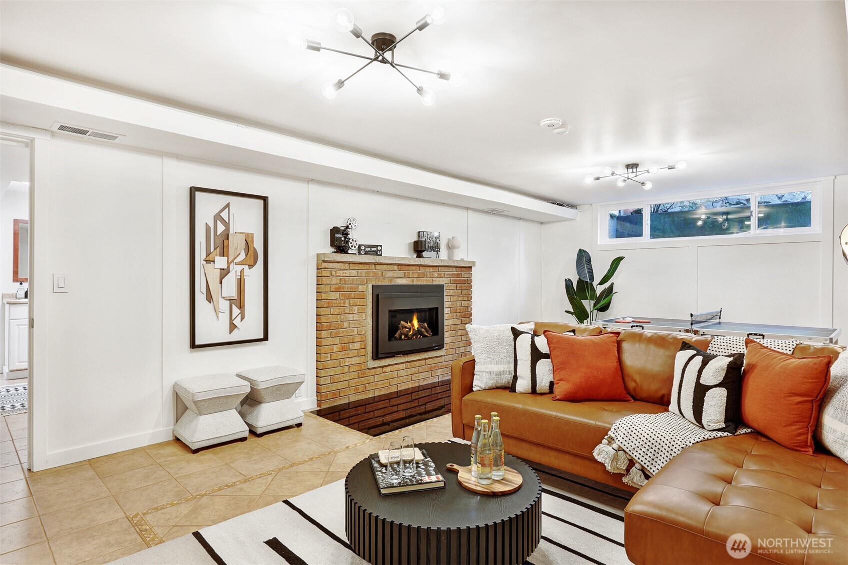 839 W Etruria Street , Seattle, WA 98119