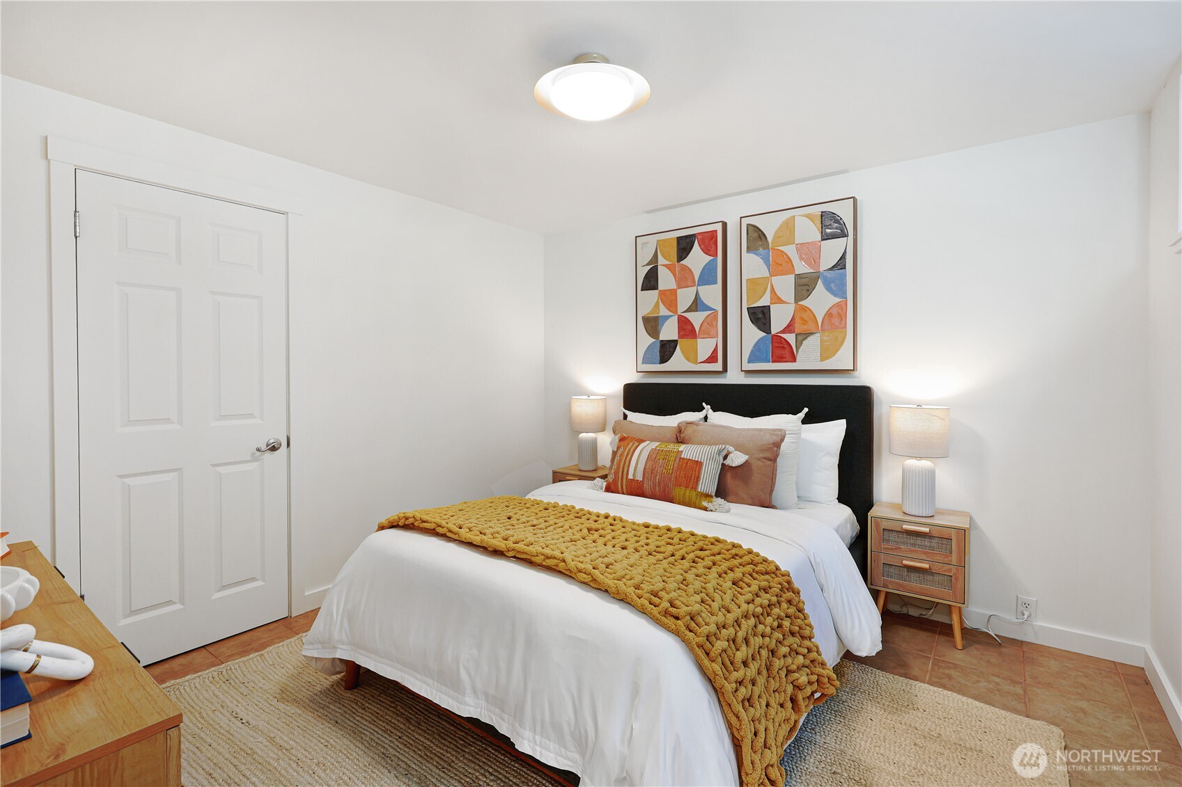 839 W Etruria Street , Seattle, WA 98119