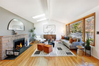 839 W Etruria Street , Seattle, WA 98119 - Photo 8