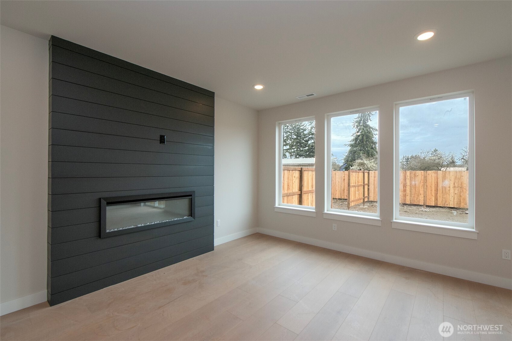 45 Sussex Court #16, Sequim, WA 98382