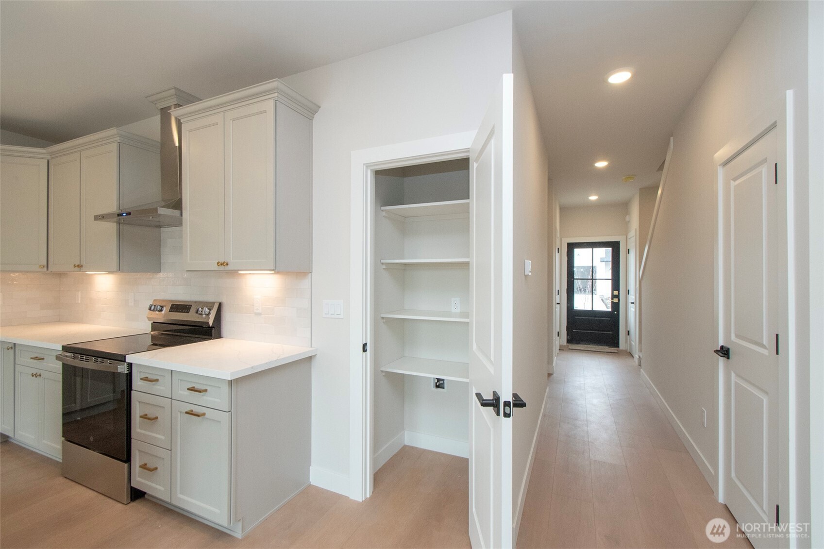 45 Sussex Court #16, Sequim, WA 98382