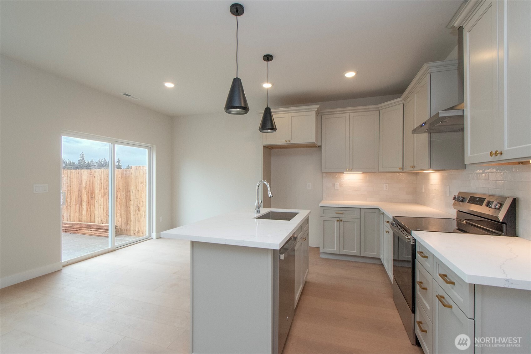 45 Sussex Court #16, Sequim, WA 98382