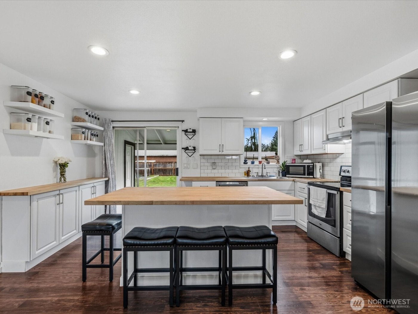 5715 91st Place NE, Marysville, WA 98270