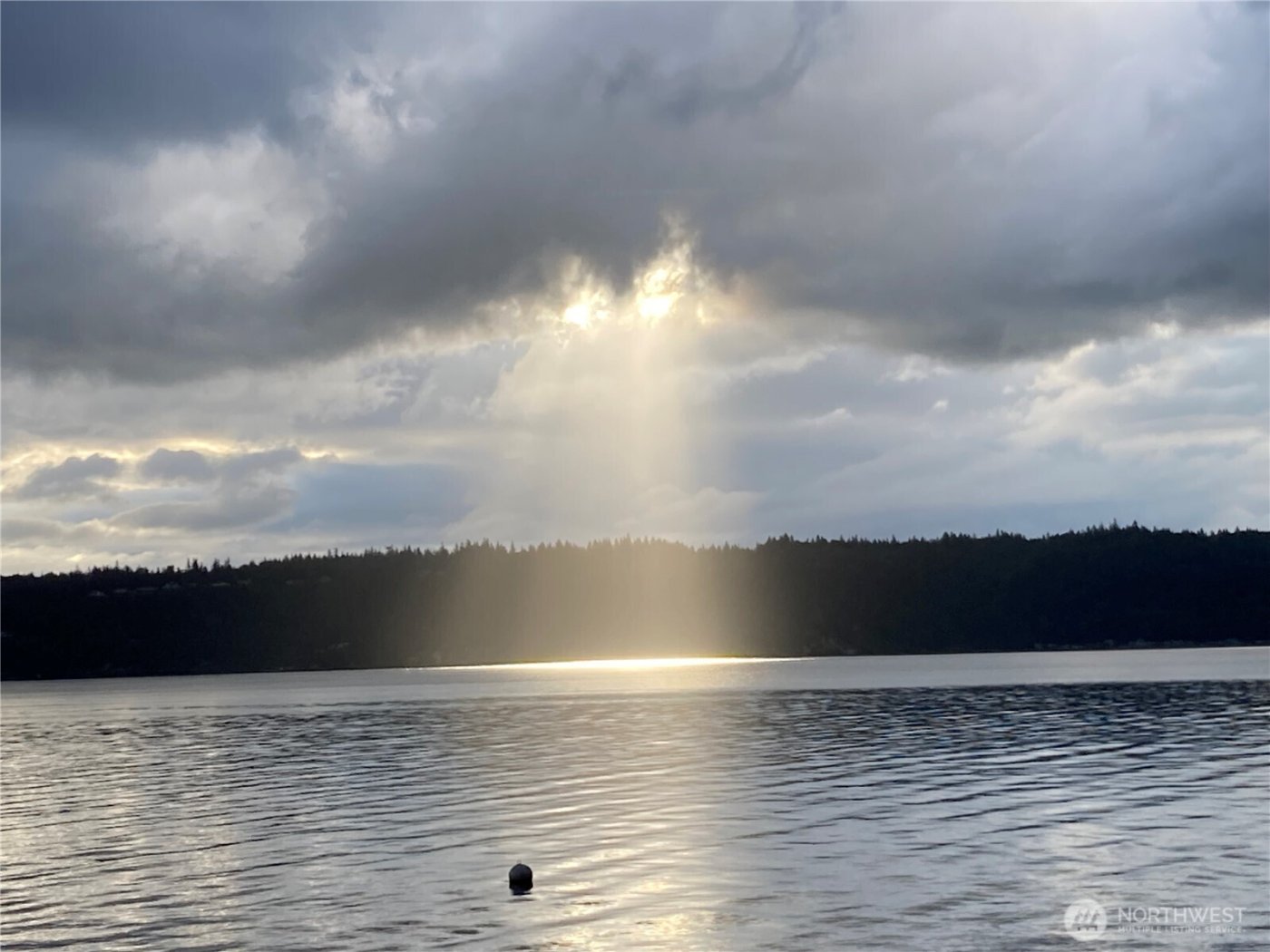 3151 Shoreline Drive , Camano Island, WA 98282