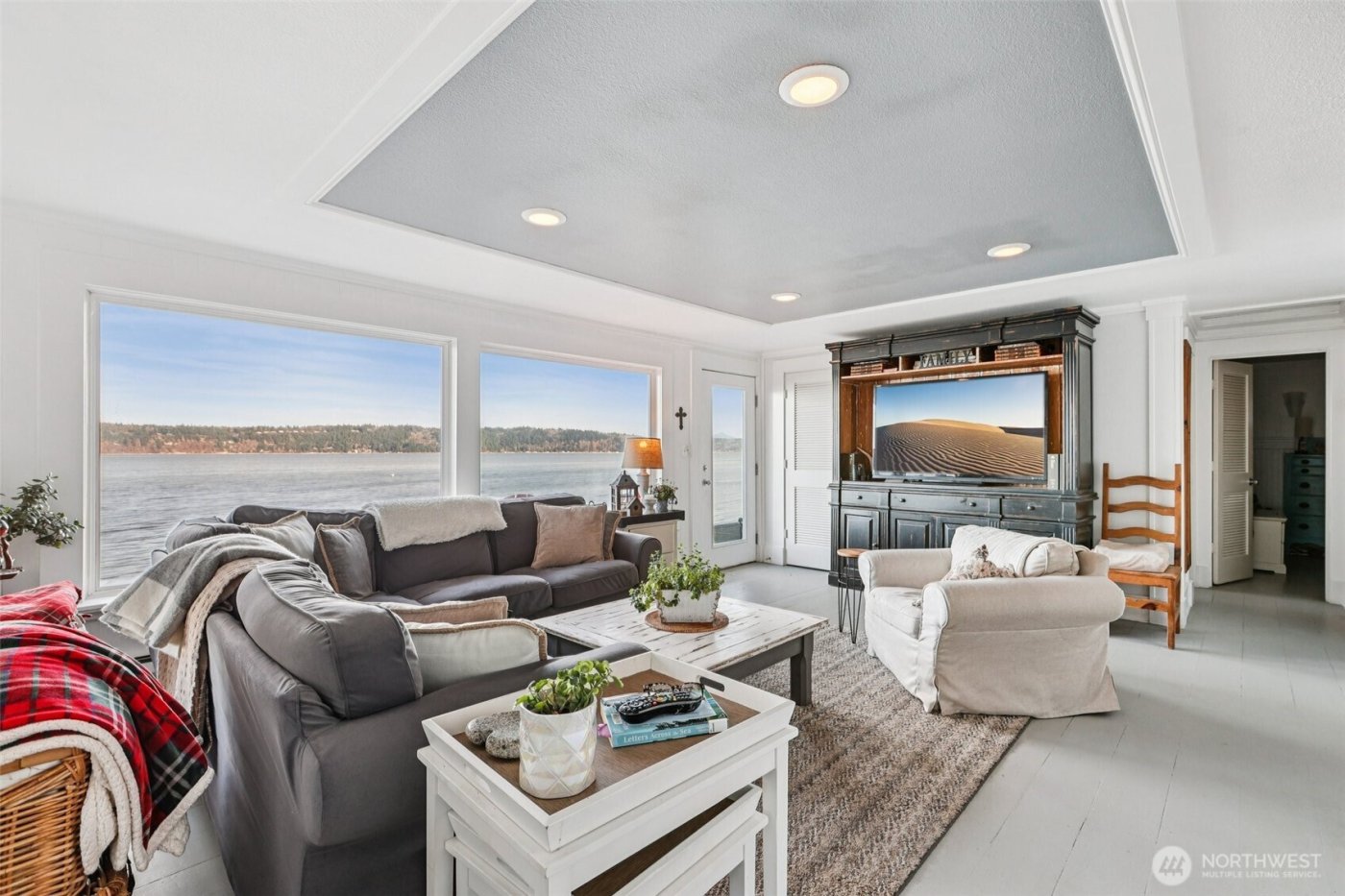 3151 Shoreline Drive , Camano Island, WA 98282