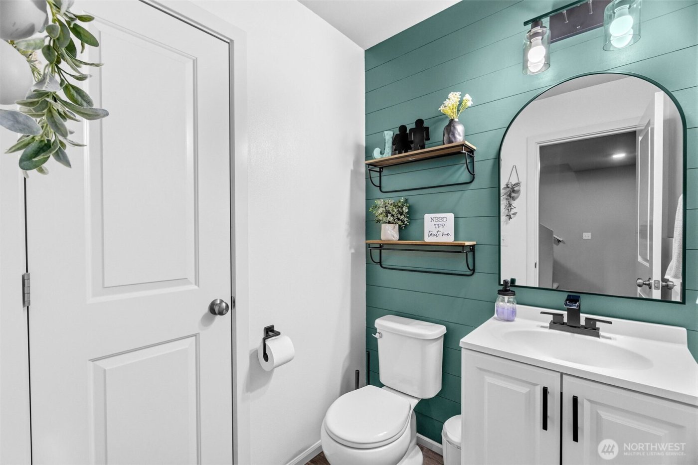 9274 Candytuft Drive SE, Tumwater, WA 98501