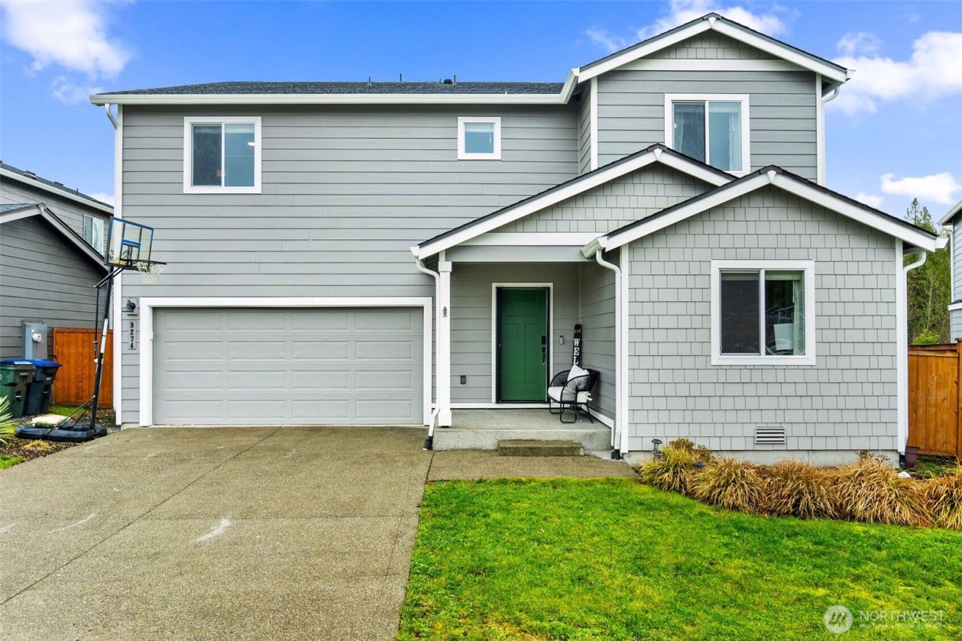 9274 Candytuft Drive SE, Tumwater, WA 98501