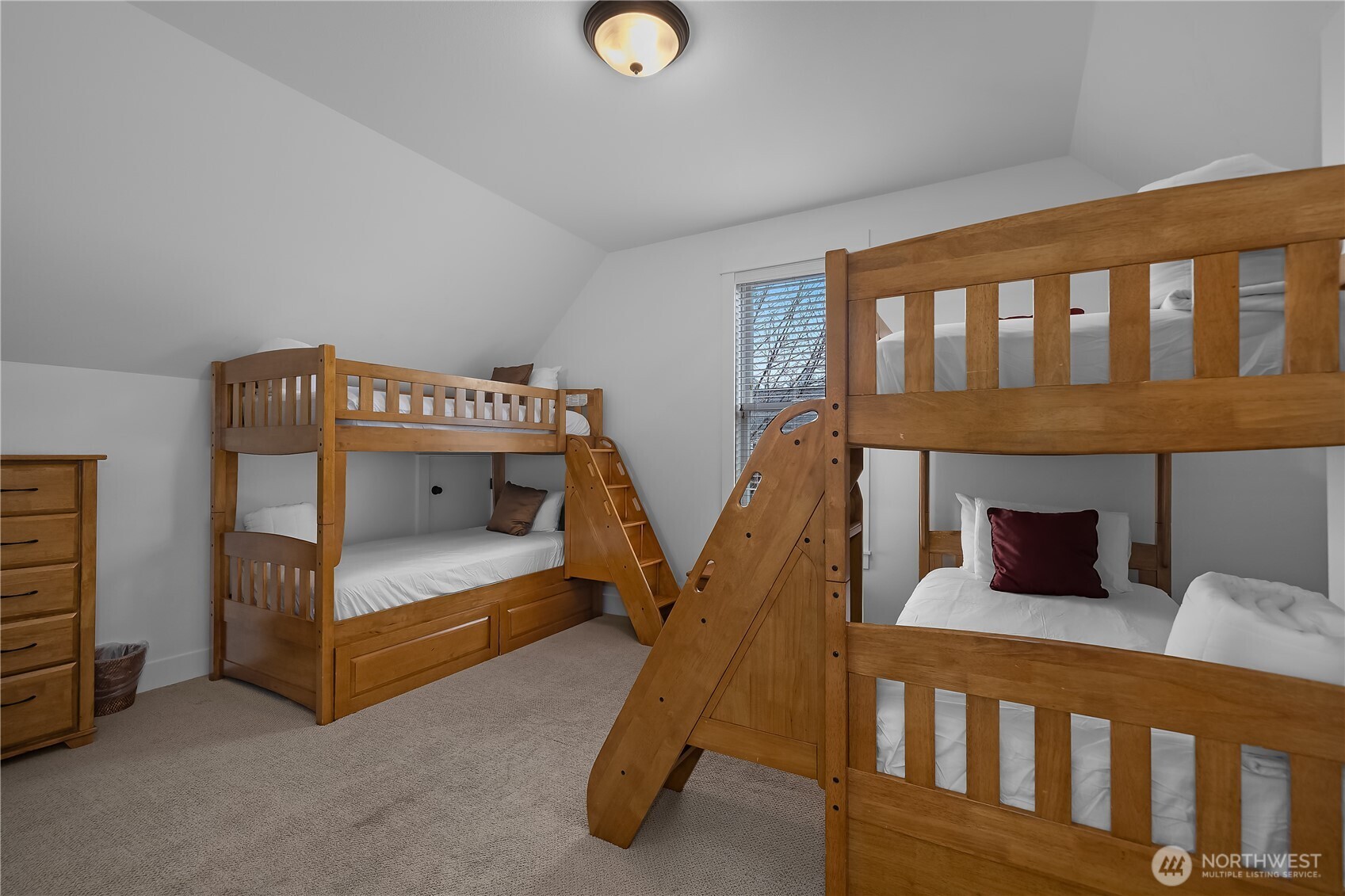 267 Compass Street , Pacific Beach, WA 98571