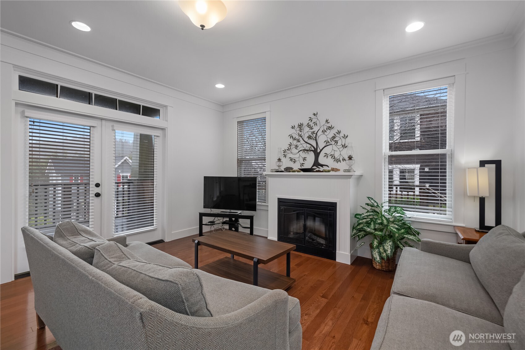 267 Compass Street , Pacific Beach, WA 98571