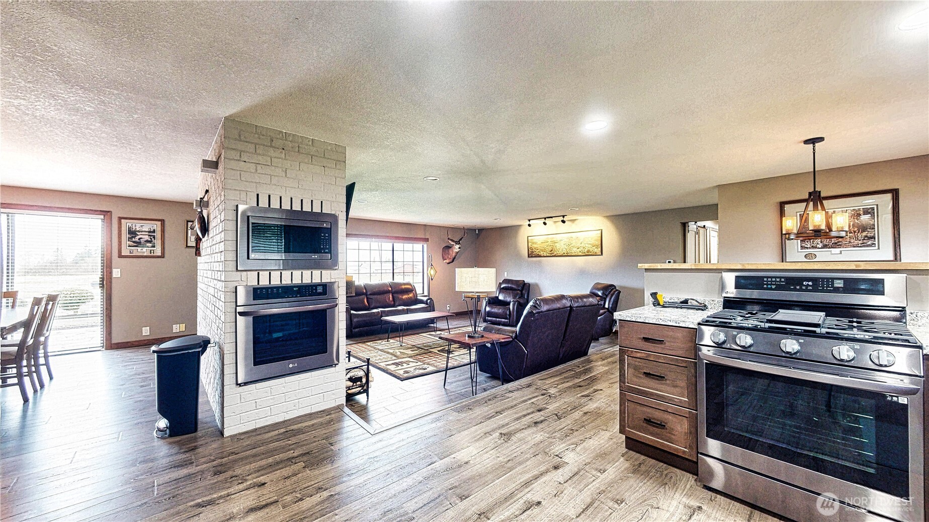 22128 Bulson Road , Mount Vernon, WA 98274