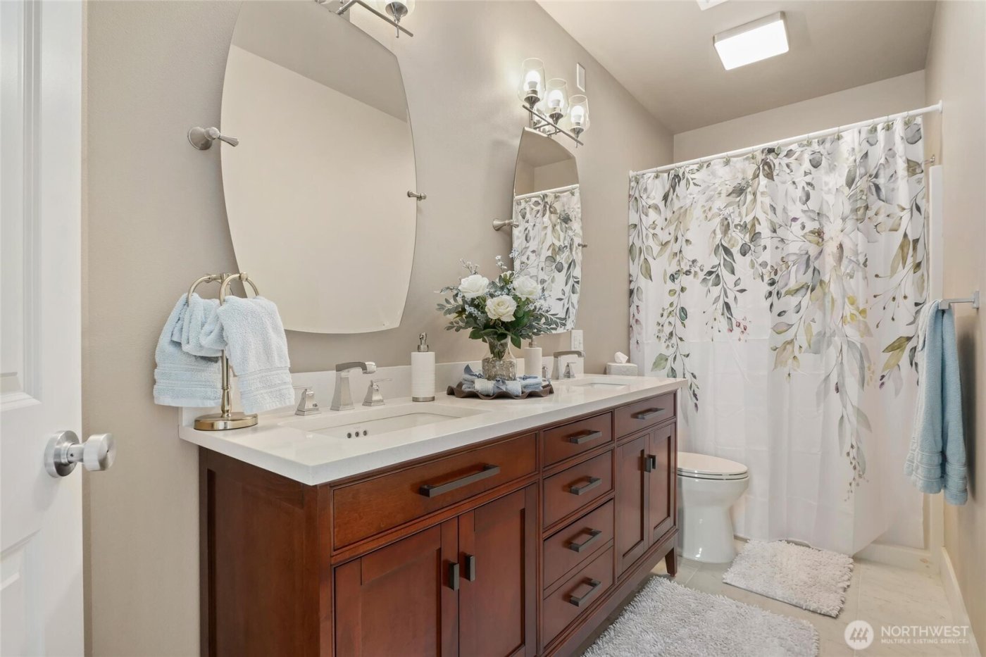 342 Echo Ridge Way , Camano Island, WA 98282