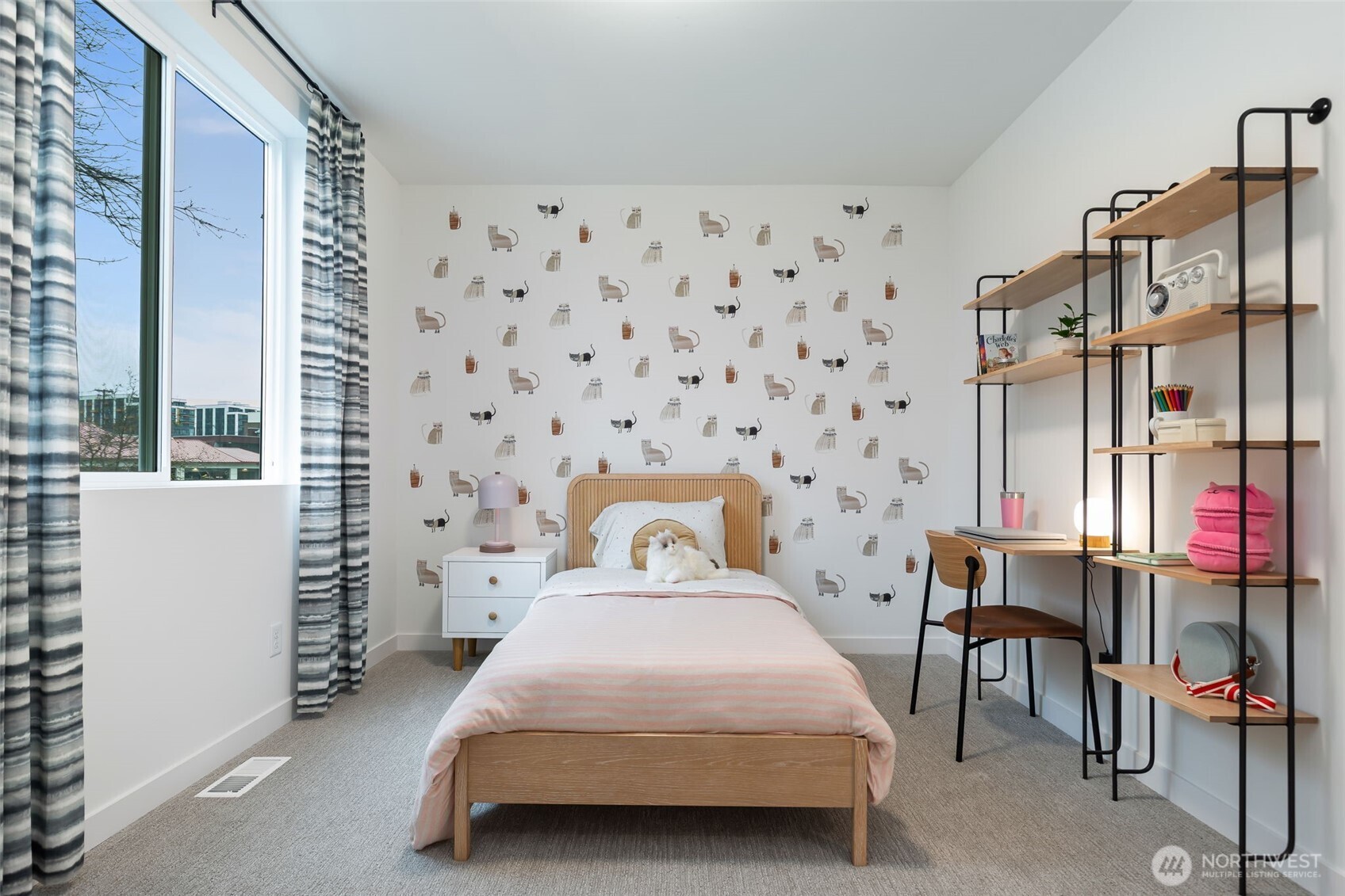 1126 129th Court NE, Bellevue, WA 98005