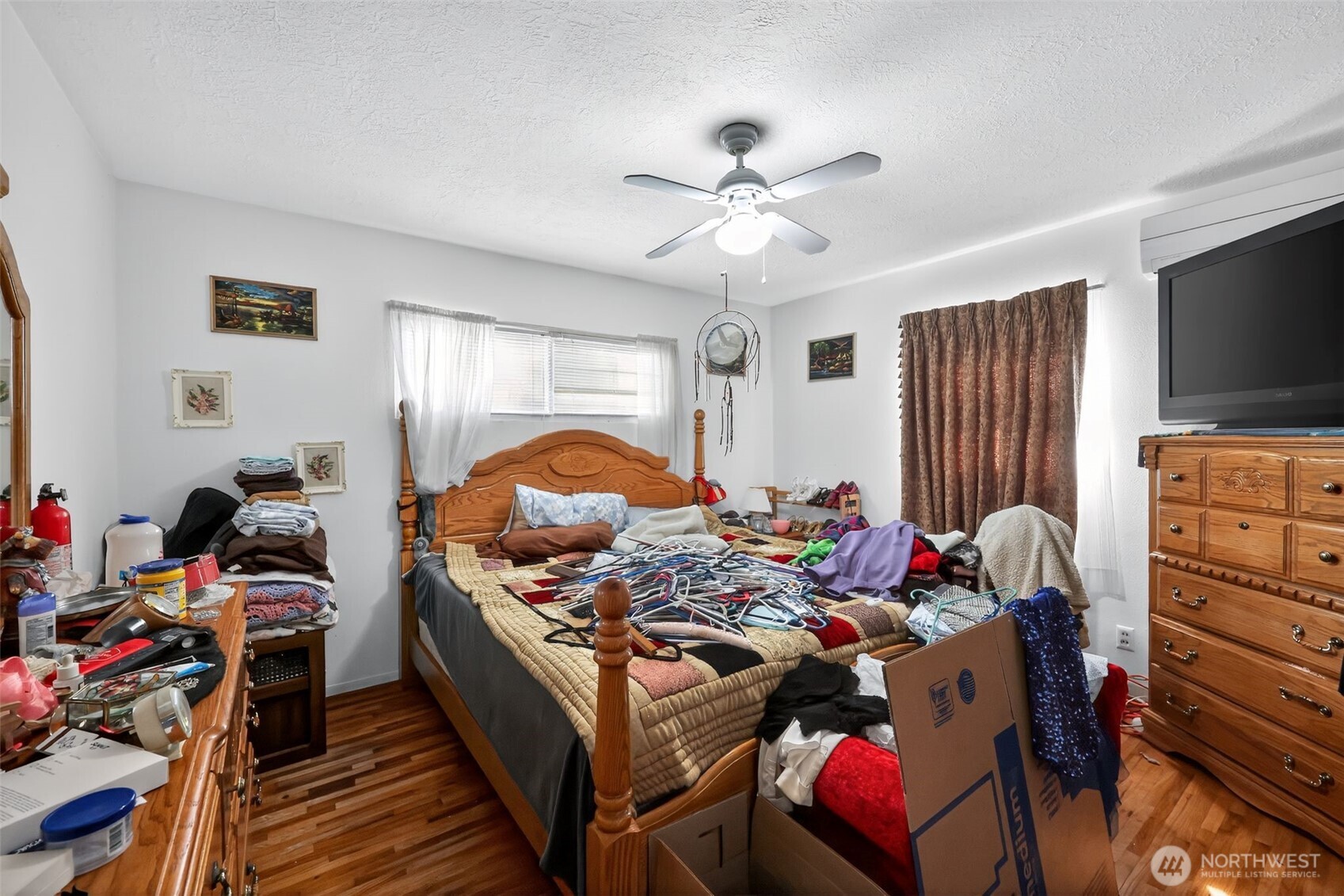 1717 10th Avenue , Longview, WA 98632