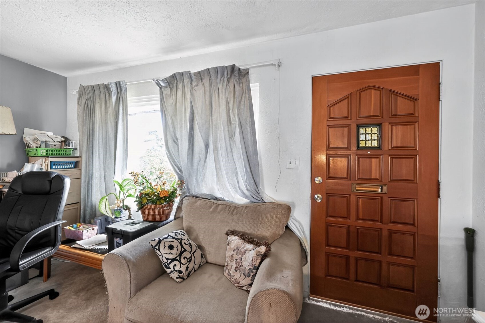 1717 10th Avenue , Longview, WA 98632