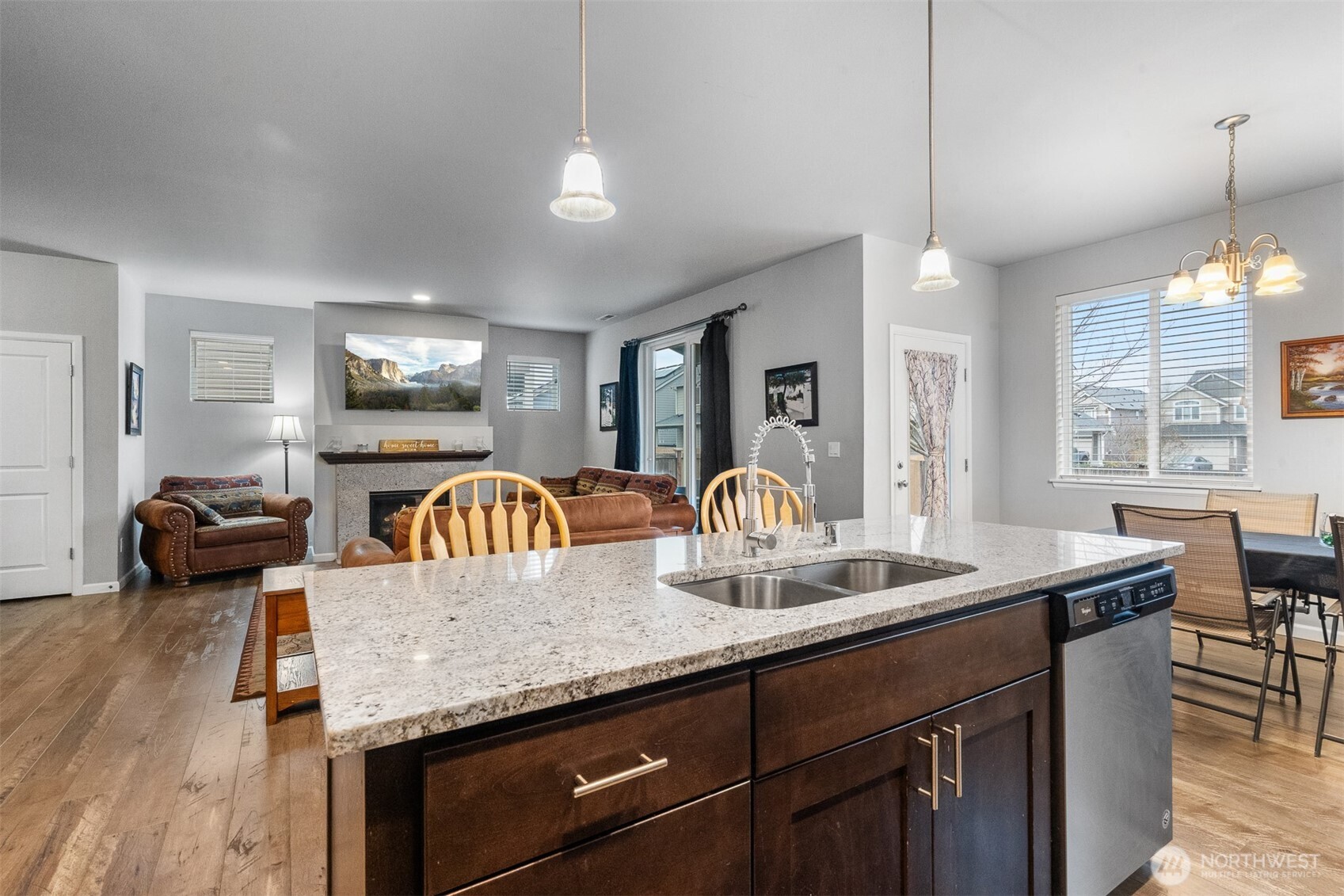 9957 Justman Street SE, Yelm, WA 98597