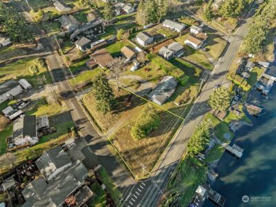 6707 W Lake Tapps Highway E, Lake Tapps, WA 98391